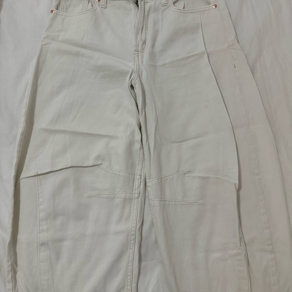 GAP Denim - GAP High Waist Hourseshoe Soft White Jeans